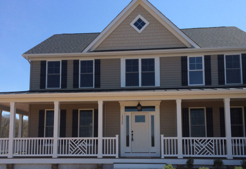 100 Series White 100 Series with Custom Chippendale