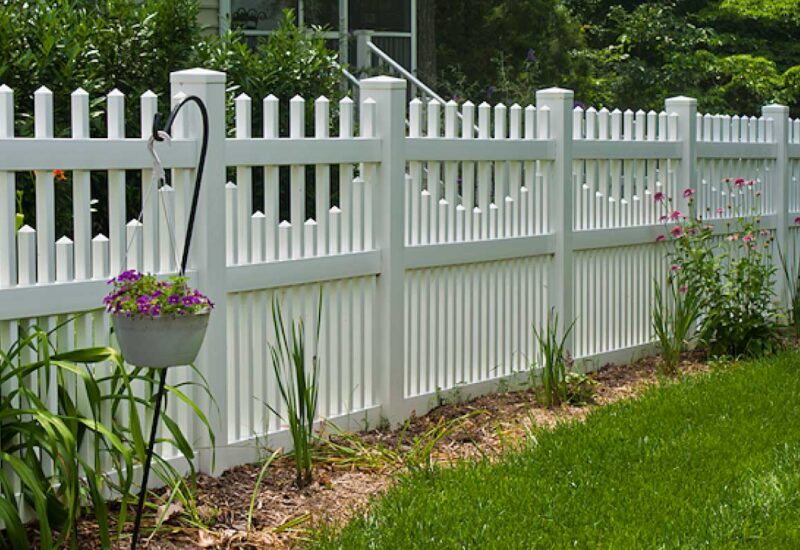 Fenwick White Fencwick