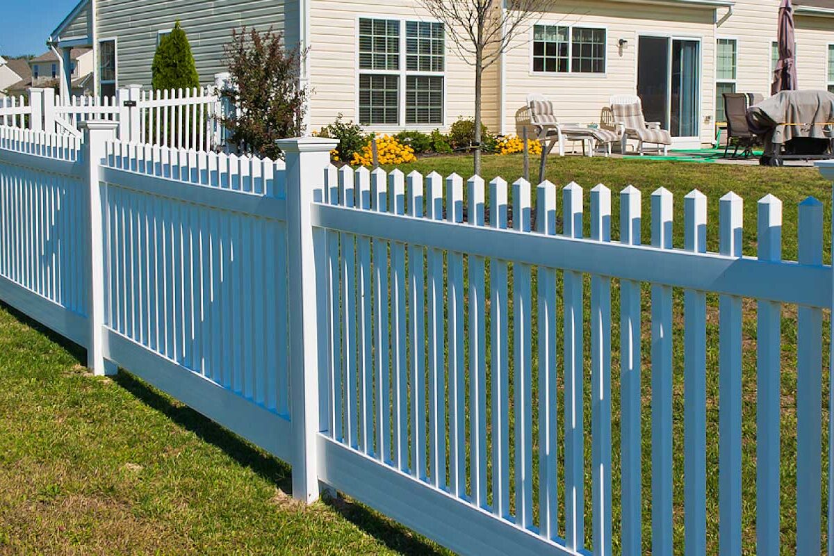 White Highland with 2" x 6" Bottom Rail
