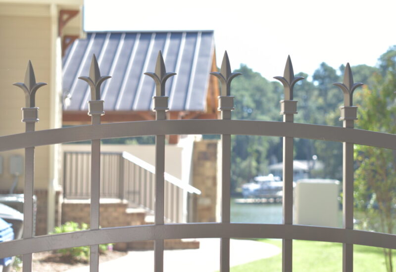 Sailwind Bronze Sailwind with Tri Finials