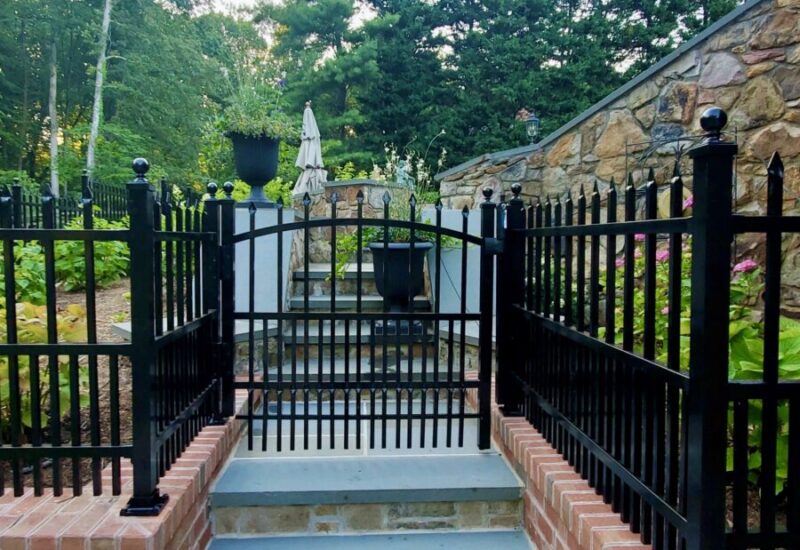 Custom Sailwind Black Custom 2' Sailwind Puppy Picket Traditional Bottom with Ball Caps & Arched Gate