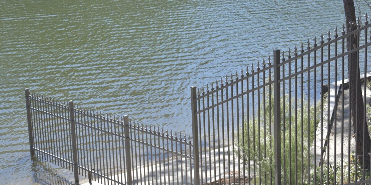 Bronze Sailwind Traditional Bottom with Tri Finials & Arched Gate