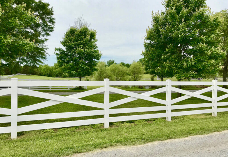 5-Rail Crossbuck White 5-Rail Crossbuck