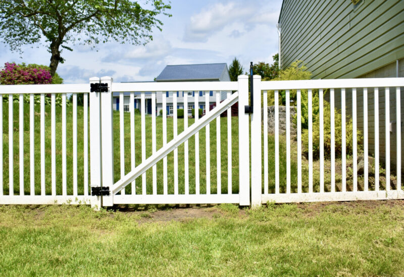 Greenbrier White Greenbrier Gate