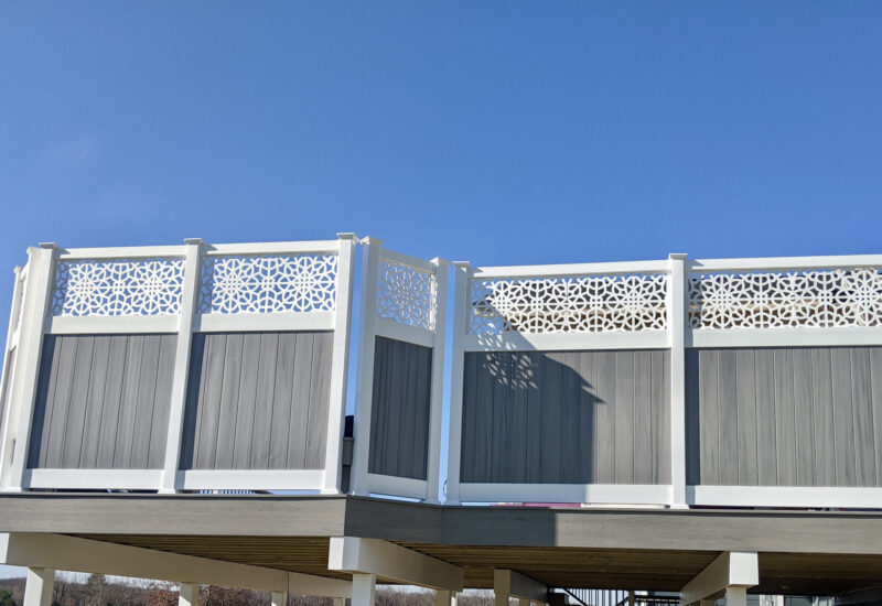 Caroline Privacy Divider Two-Tone Coastal Cedar & White privacy divider with Custom Lattice