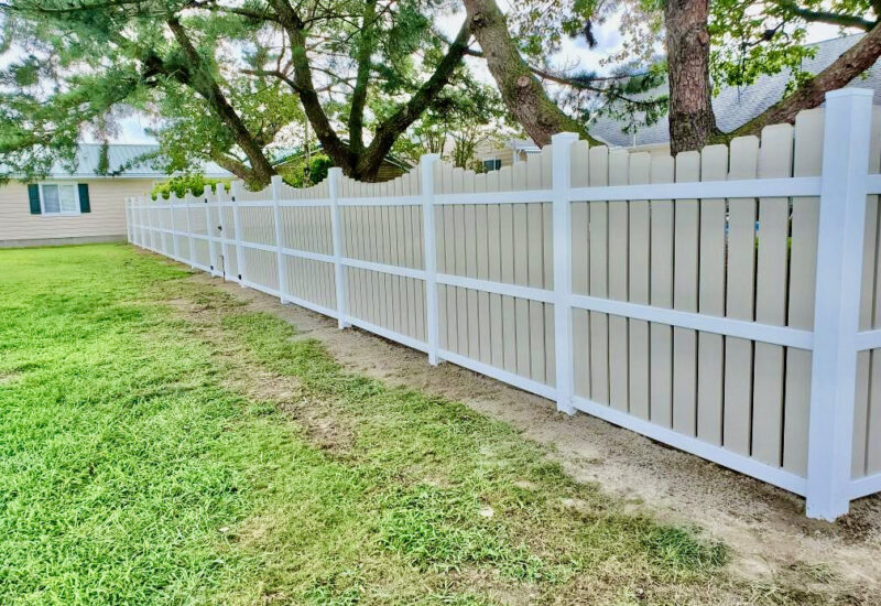 Oakland Two-Tone Almond & White Oakland