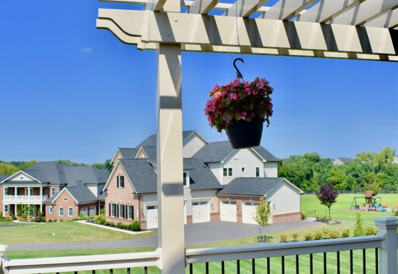 Westport Almond Westport with Square Posts