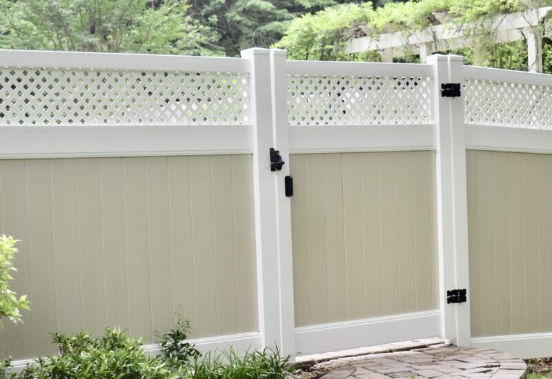 Wicomico-PR Two-Tone Almond & White Wicomico-PR with 2" x 7" Rail