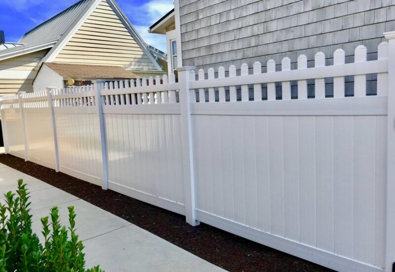 Custom Worchester Custom White Worchester with 3" Dog ear pickets